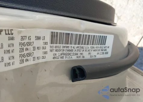 2010 Jeep Grand Cherokee Laredo из США, поврежденный, VIN 1J4PR4GK8AC131044